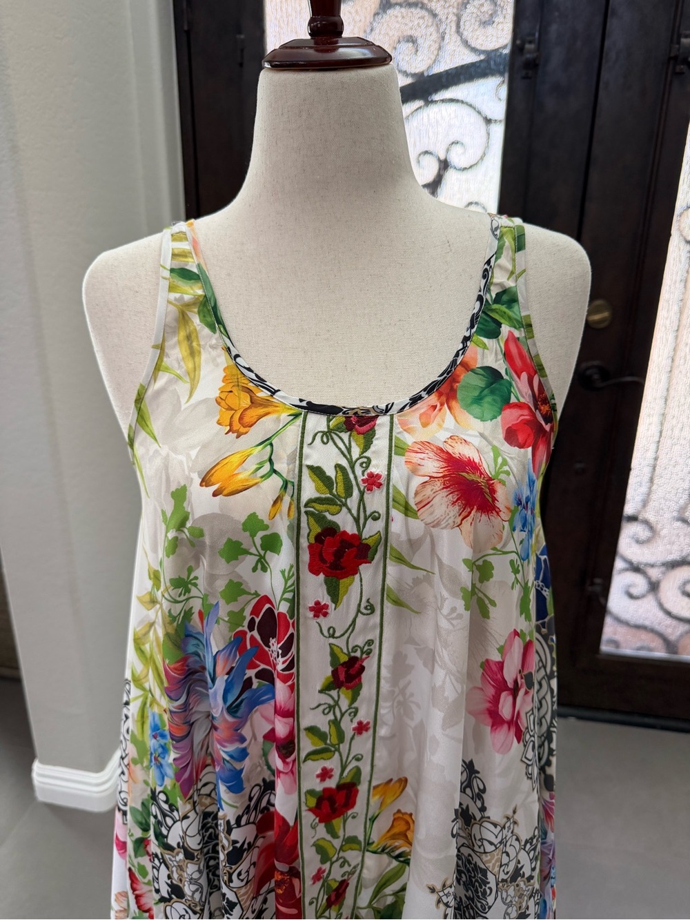 Love & Kyla full A-line floral tank dress.  Size Medium